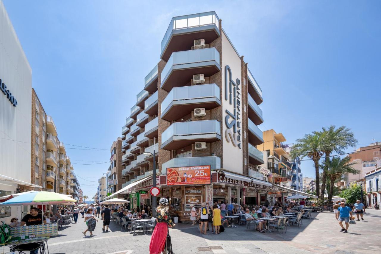 Climia 2Sleep Apartments بينايدورم المظهر الخارجي الصورة