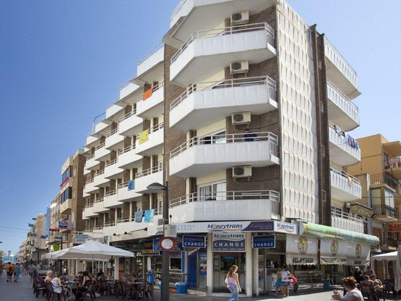 Climia 2Sleep Apartments بينايدورم المظهر الخارجي الصورة