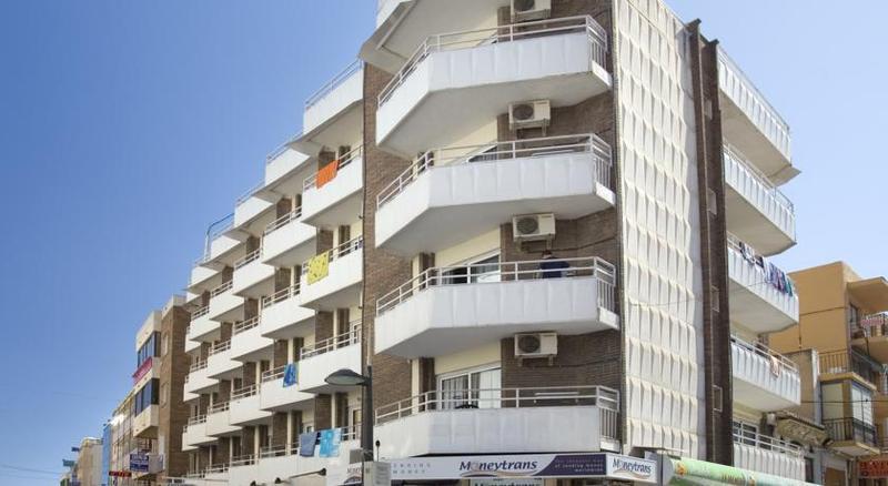 Climia 2Sleep Apartments بينايدورم المظهر الخارجي الصورة