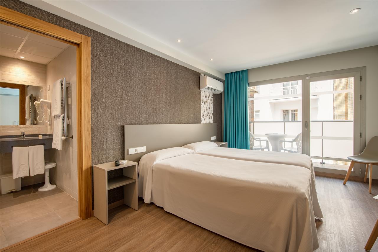 Climia 2Sleep Apartments بينايدورم الغرفة الصورة